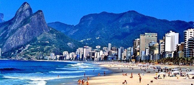 Städtereise Rio de Janeiro am ipanema beach erleben